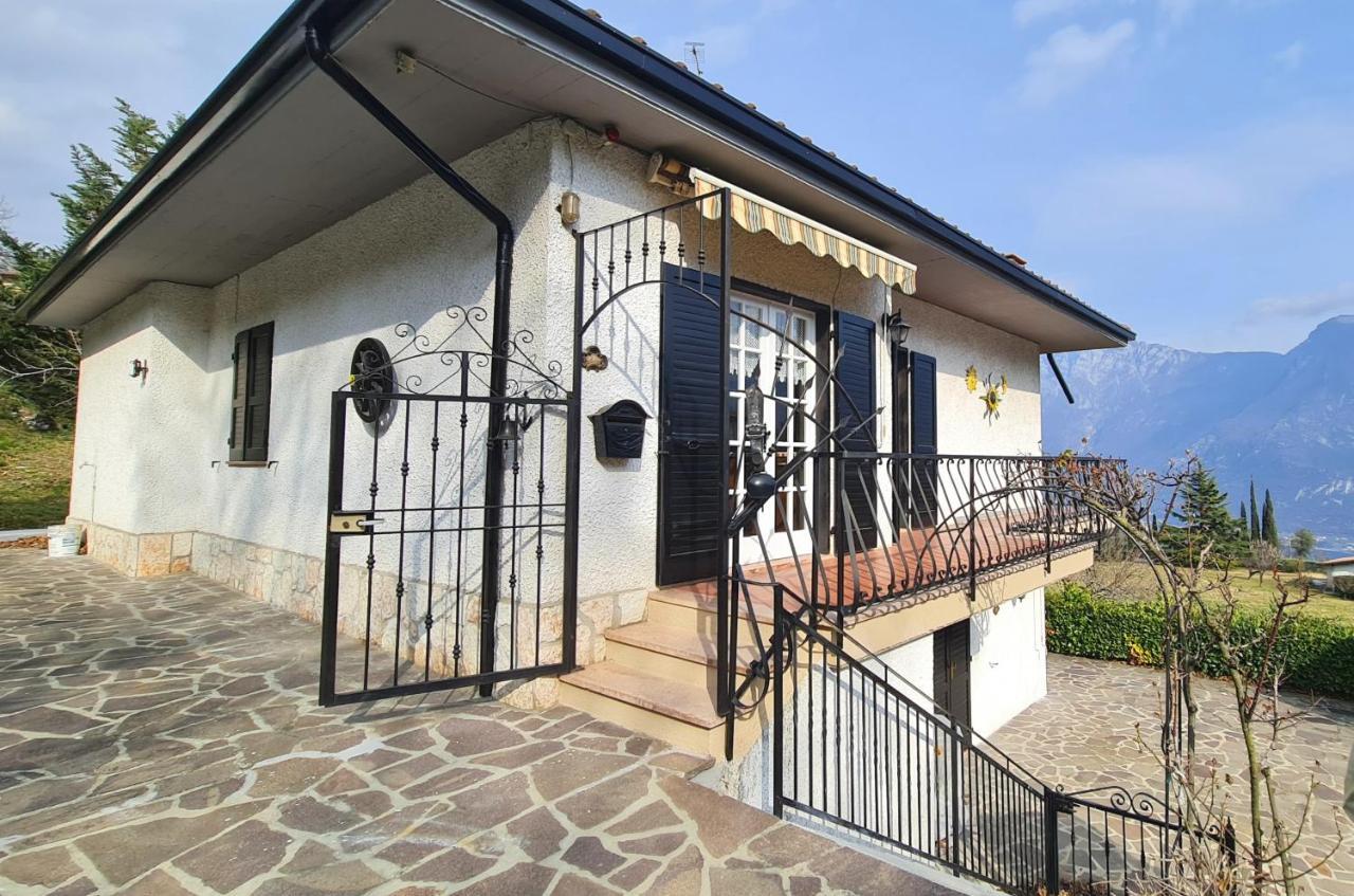 Country House Casa Marisa Garden And Lake View By Garda Domus Mea Tremosine Exterior photo